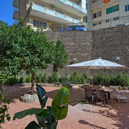 Domus Garden